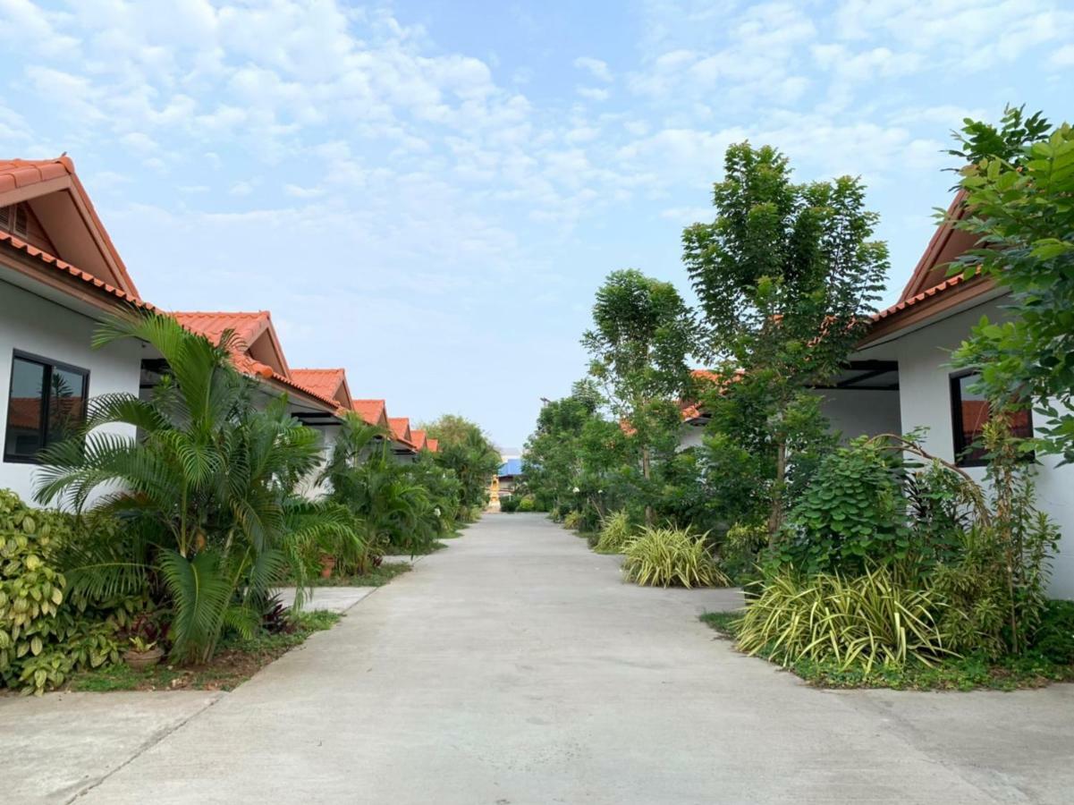 Nangrong Garden Home Exterior photo